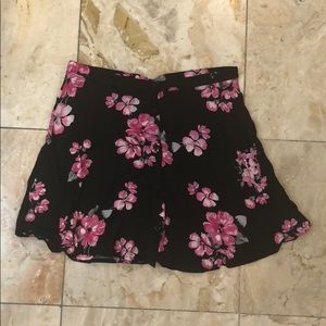 Pink and black floral button mini skirt, XS